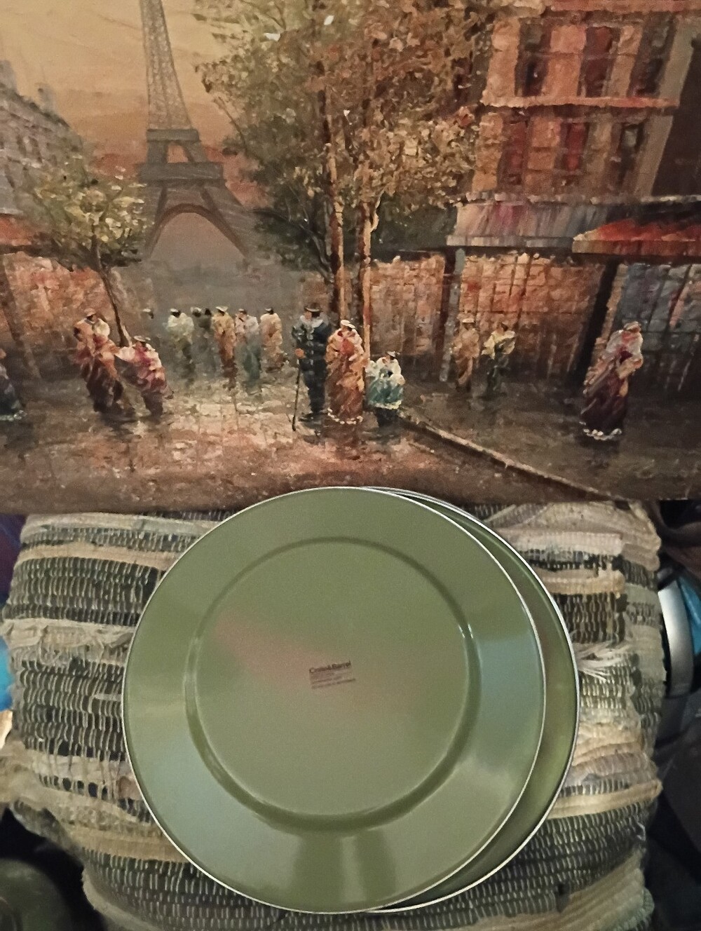 Crate & Barrel Enamel ware Green Metal Dinner Plates Set of 4 Casual Dining.